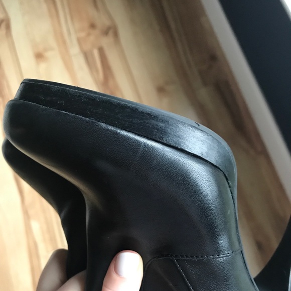 BCBG knee high boots - Picture 2 of 6